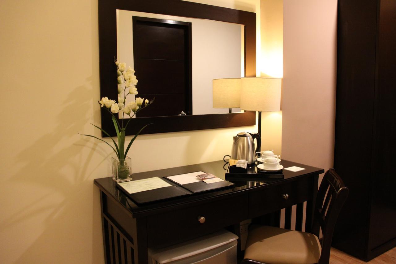 Prime City Resort Hotel Анхелес Экстерьер фото