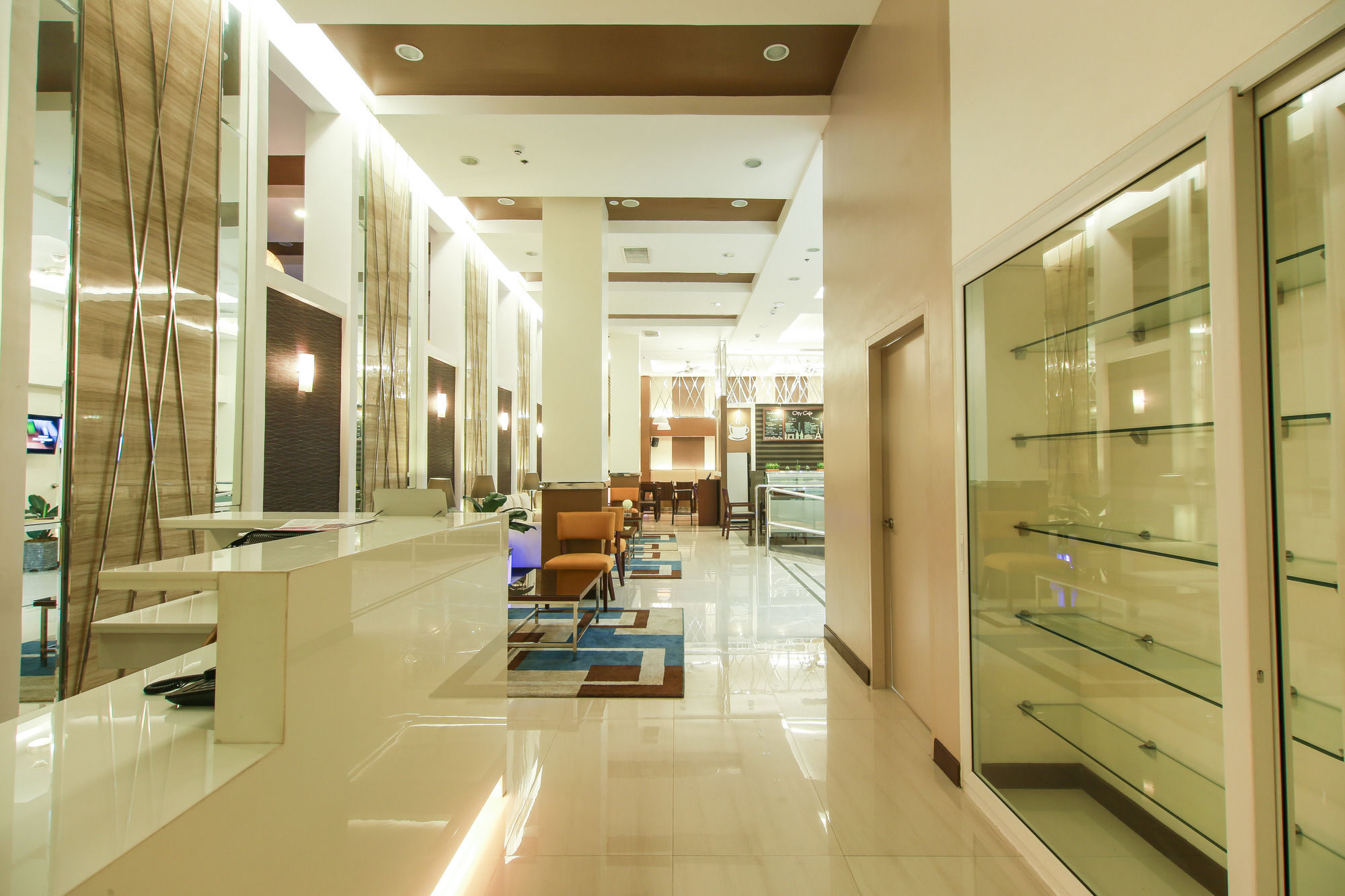 Prime City Resort Hotel Анхелес Экстерьер фото