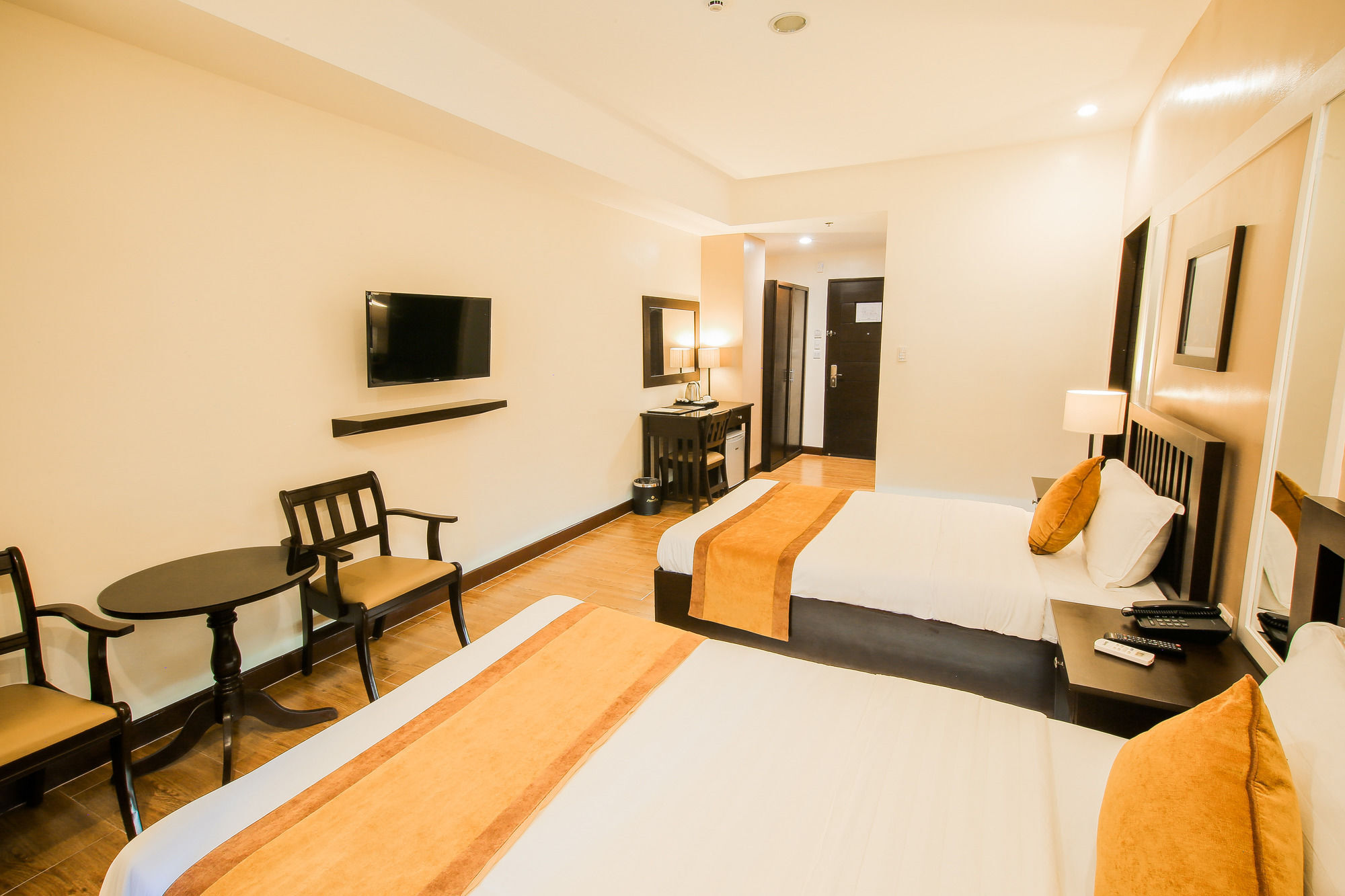 Prime City Resort Hotel Анхелес Экстерьер фото