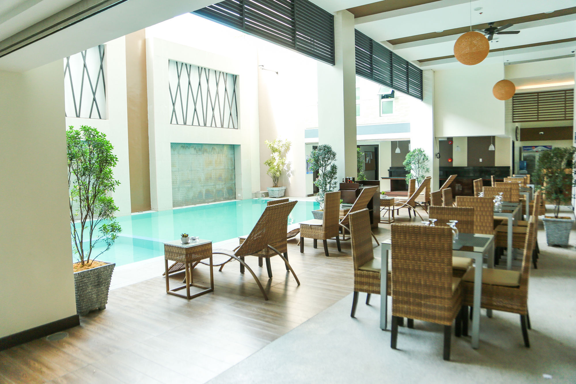 Prime City Resort Hotel Анхелес Экстерьер фото