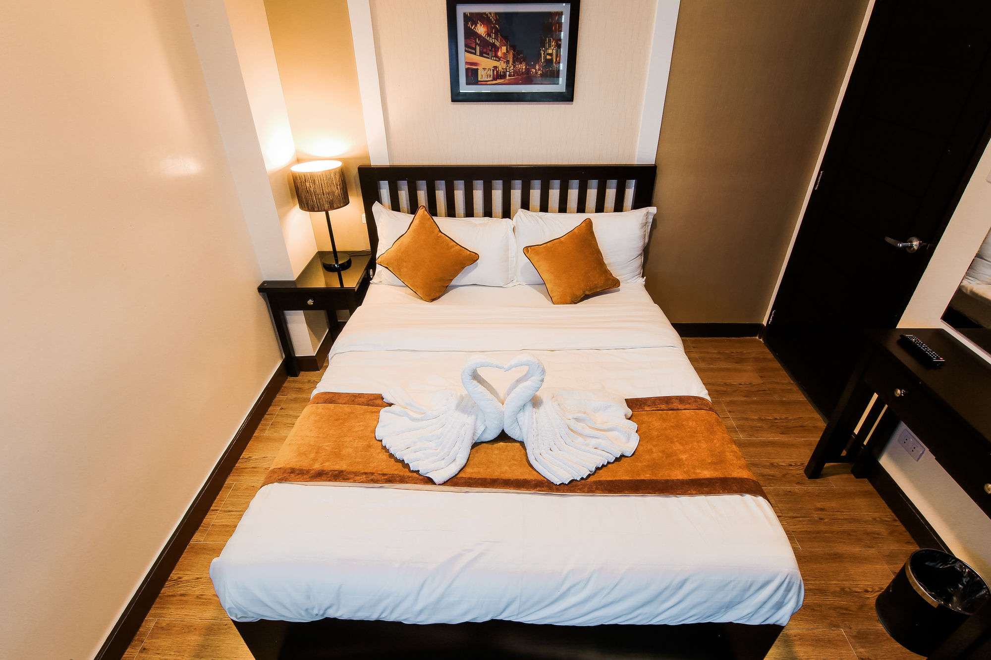 Prime City Resort Hotel Анхелес Экстерьер фото