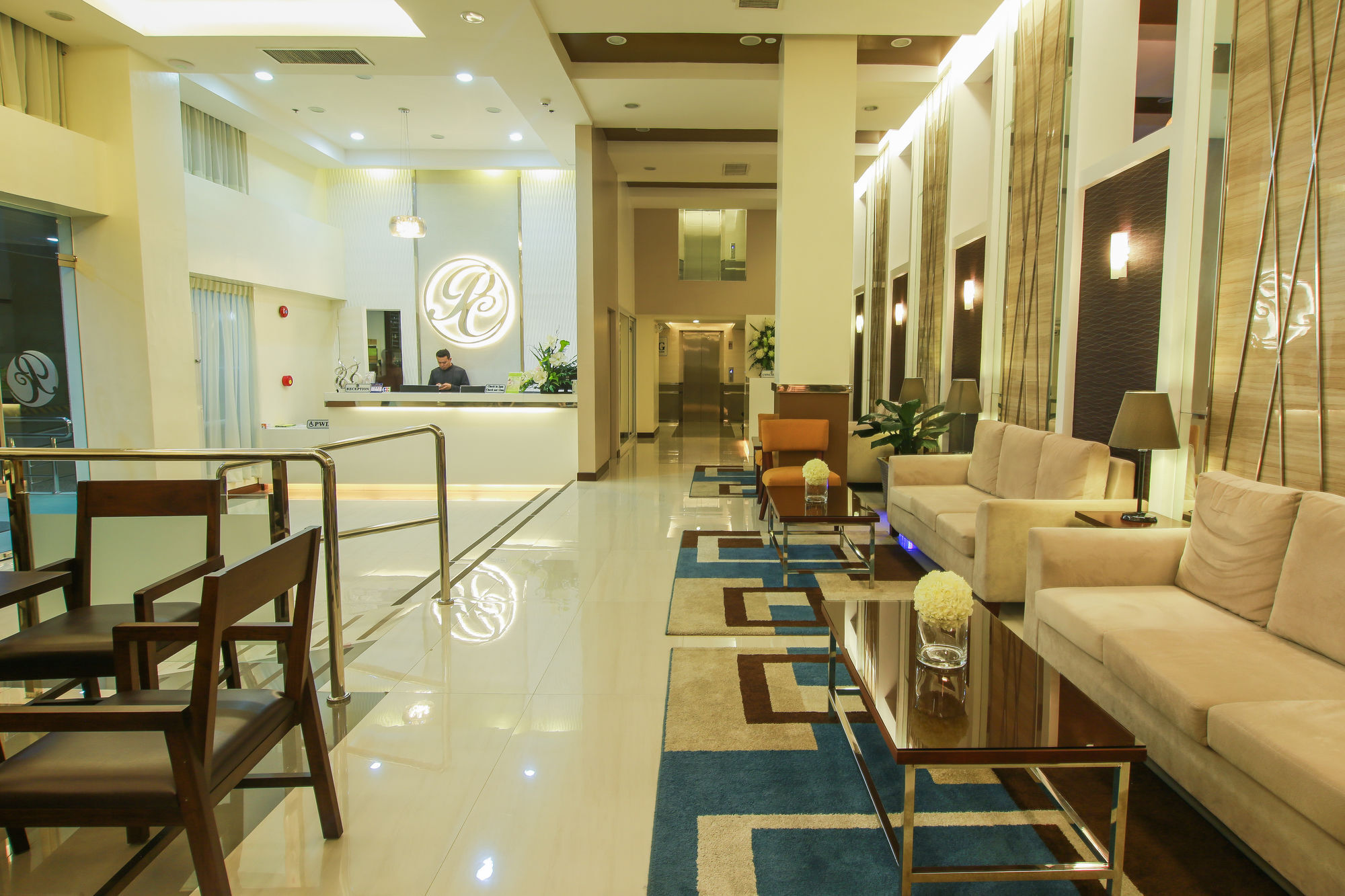 Prime City Resort Hotel Анхелес Экстерьер фото